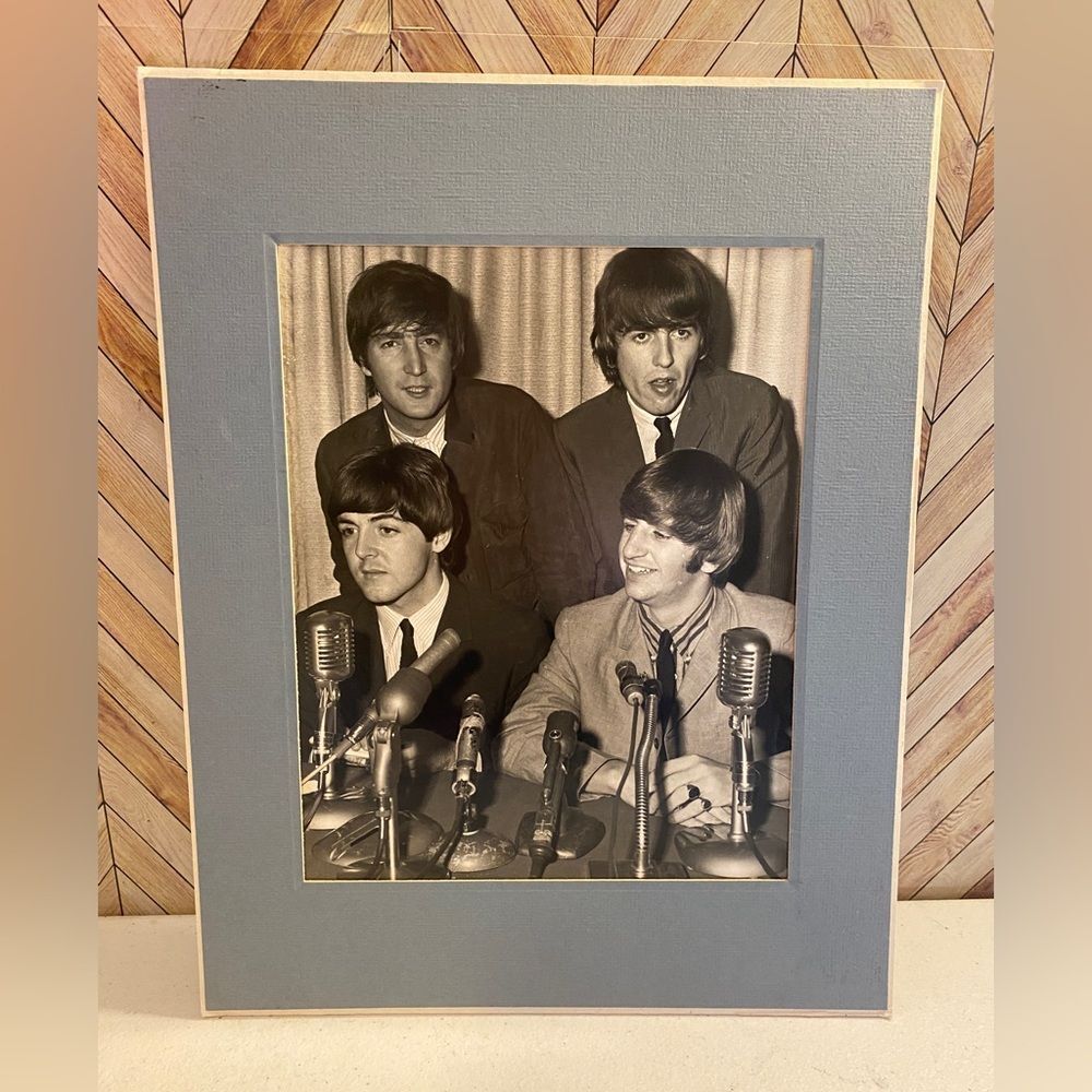 The Beatles Photograph [Item 688]